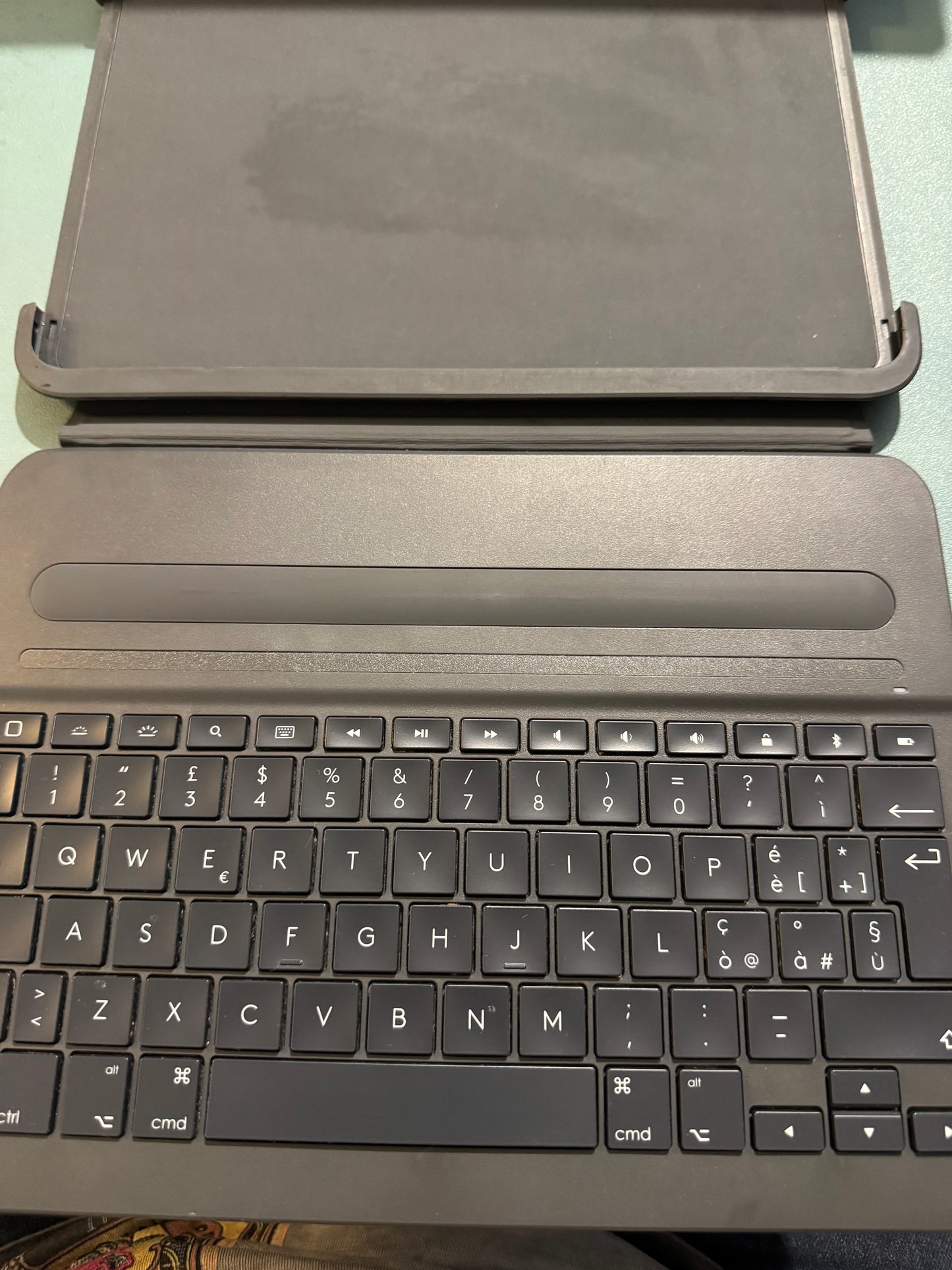 Logitech Slim Folio Pro para iPad Pro de 11 pulgad