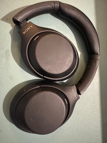 Auriculares CON CABLE Sony WH1000XM4